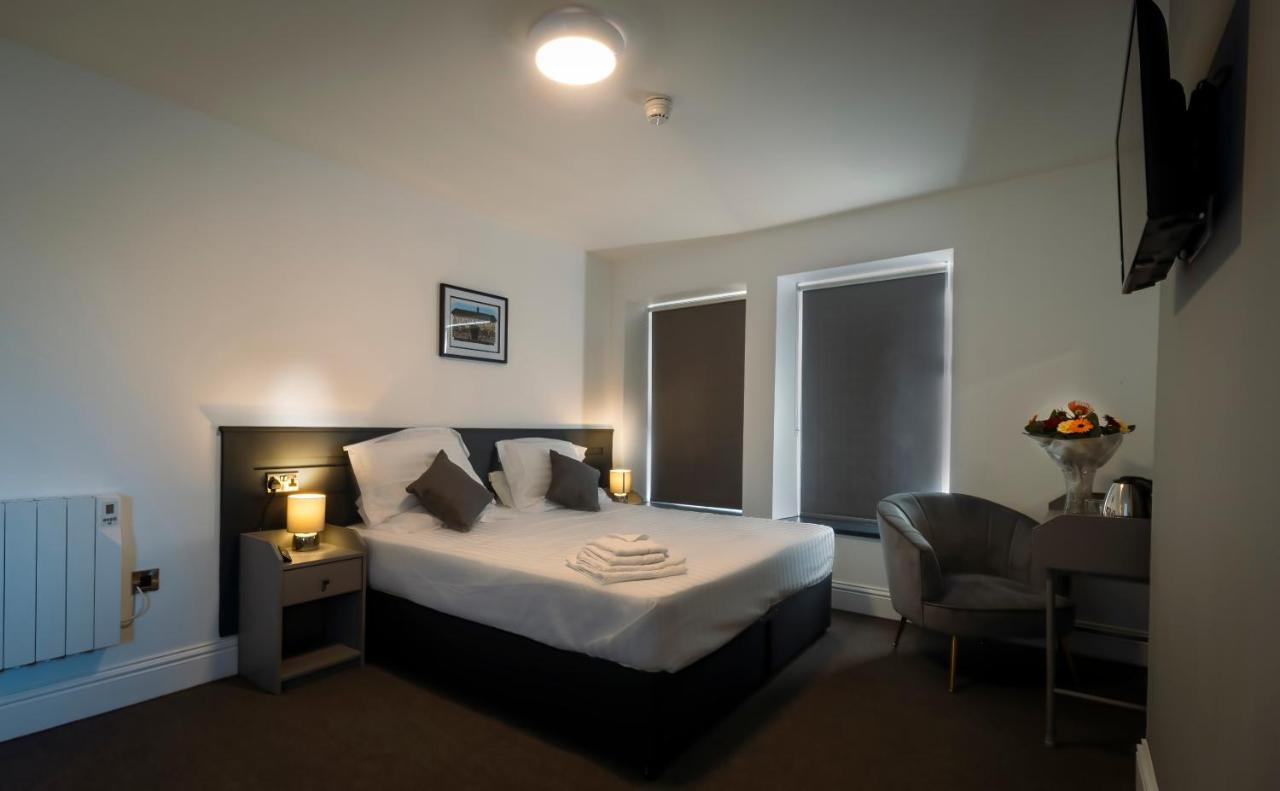 The Friendship Hotel Stocksbridge  Esterno foto