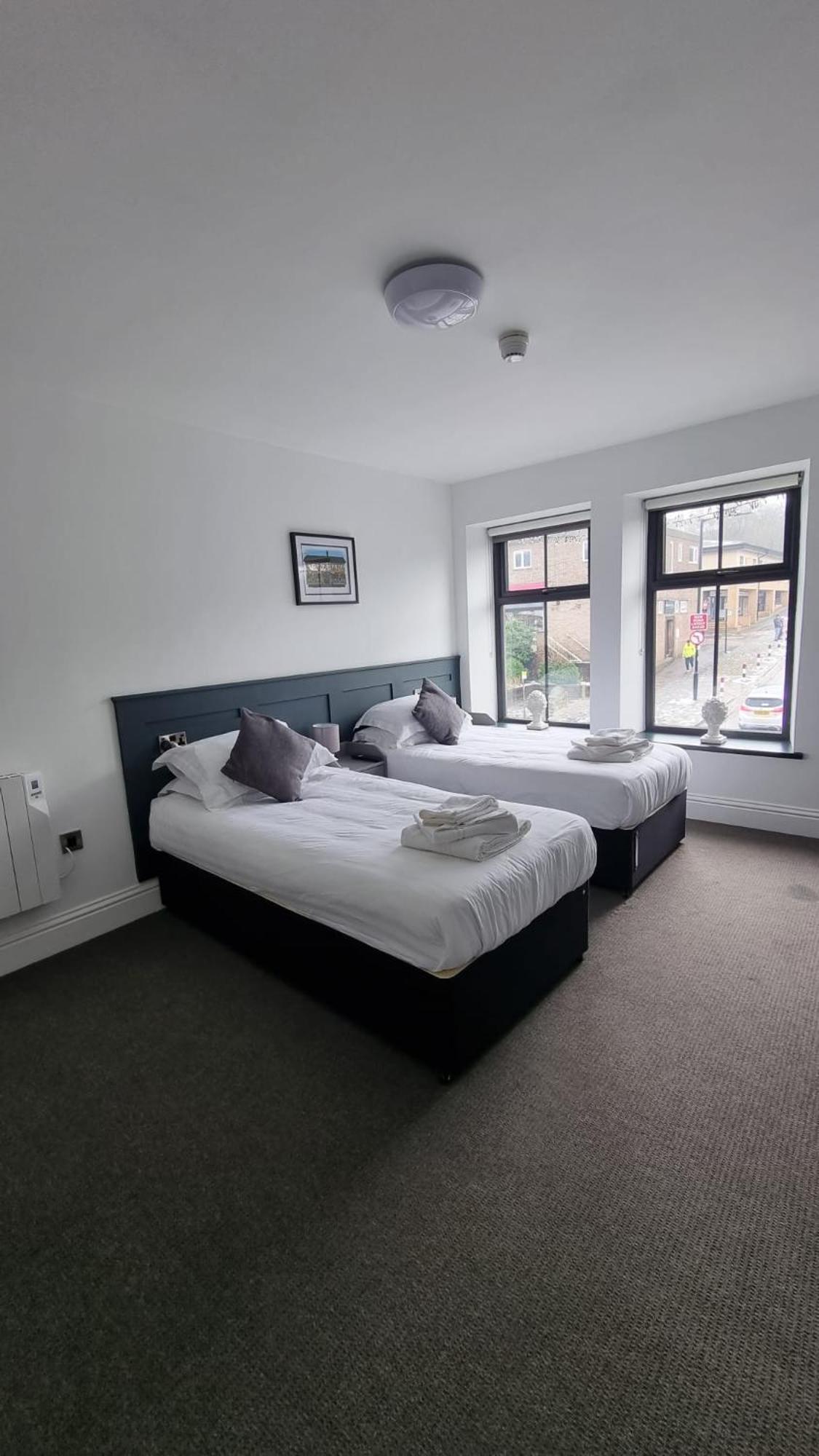 The Friendship Hotel Stocksbridge  Esterno foto